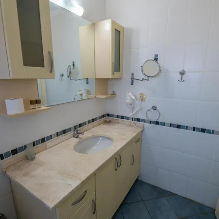 Beachfront Seaview 3 Bedroom Seahorse 8 Appartement *